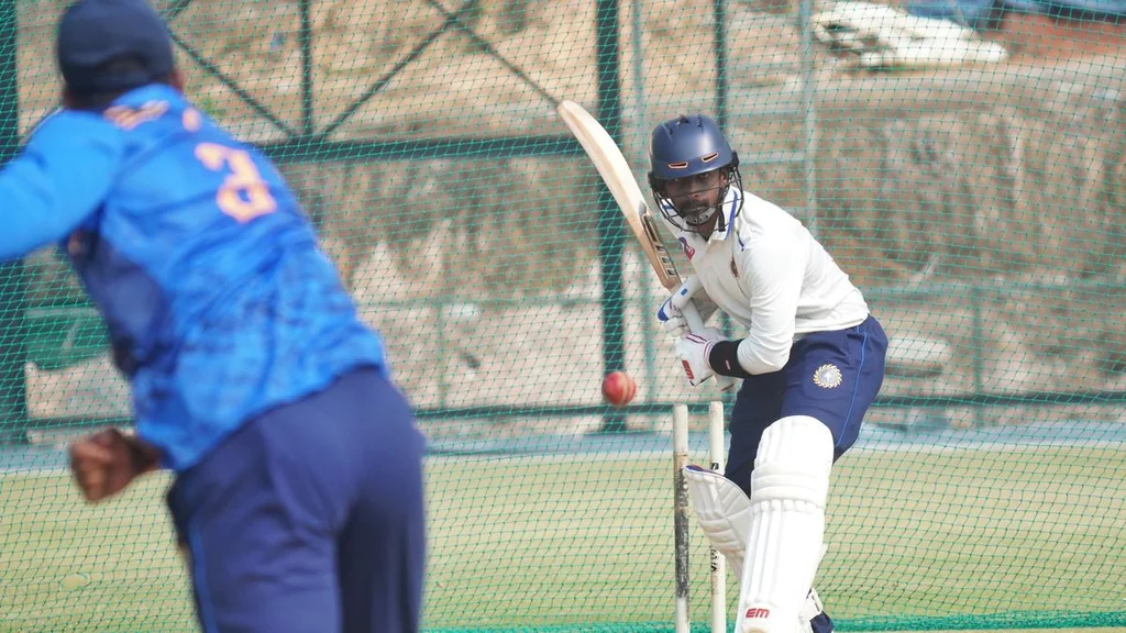 രഞ്ജി ട്രോഫി: വിജയവഴിയിൽ തിരിച്ചെത്താൻ കേരളം; നിർണ്ണായക പോരാട്ടത്തിനിറങ്ങുന്നു