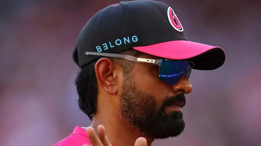 'കയ്പേറിയ ഗുളികകളും കഴിക്കേണ്ടി വരും, അതാണ് ജീവിതം' - ബാബറിനോട് കനേരിയ