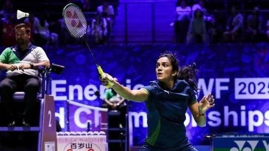 മലേഷ്യൻ ഓപ്പൺ: സെമിഫൈനലിൽ തോറ്റ് പി.വി. സിന്ധു പുറത്ത്