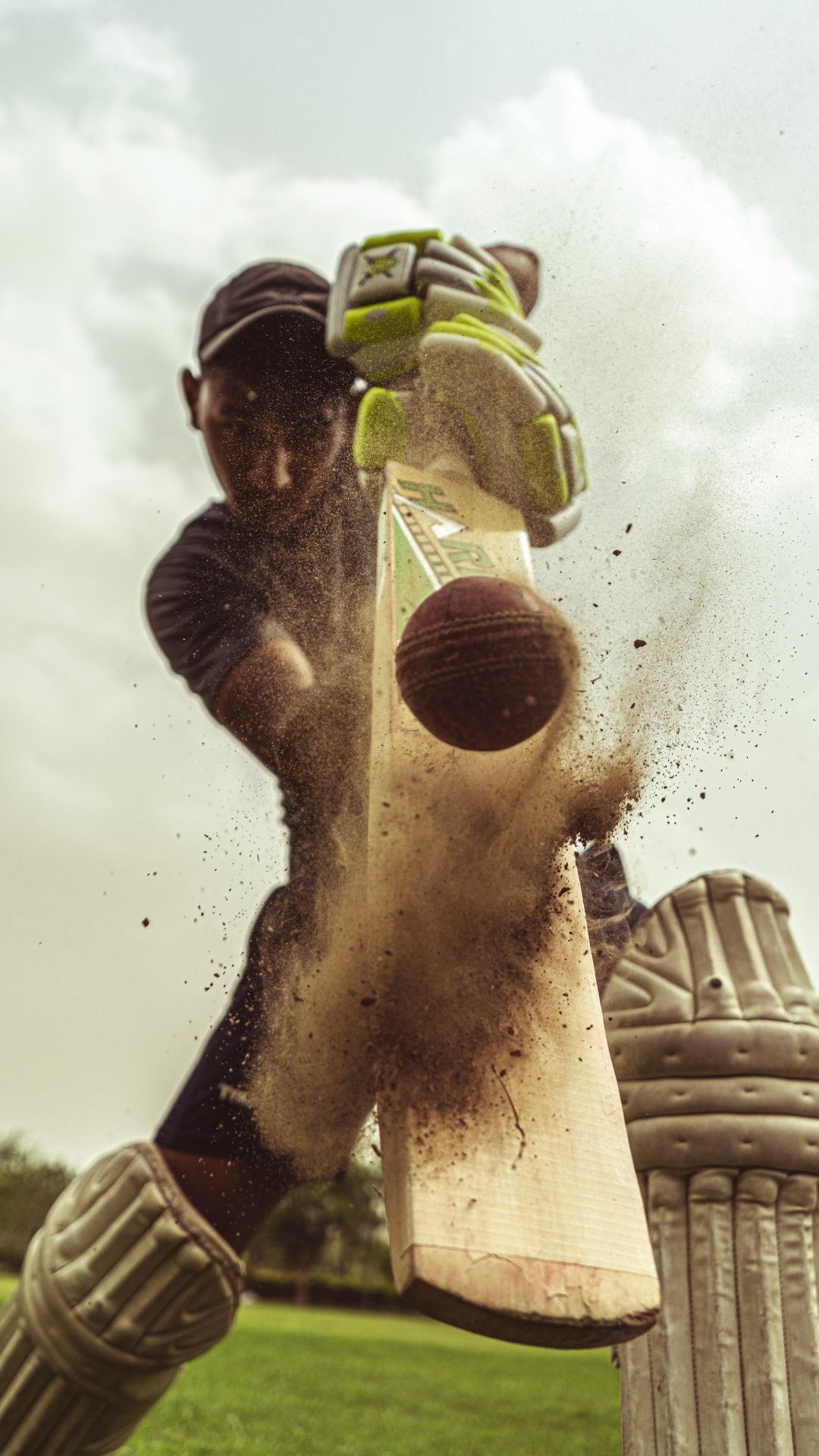 SANJU SAMSON IS YELLOVE. 💛 Anbuden welcome, Chetta!qqqq